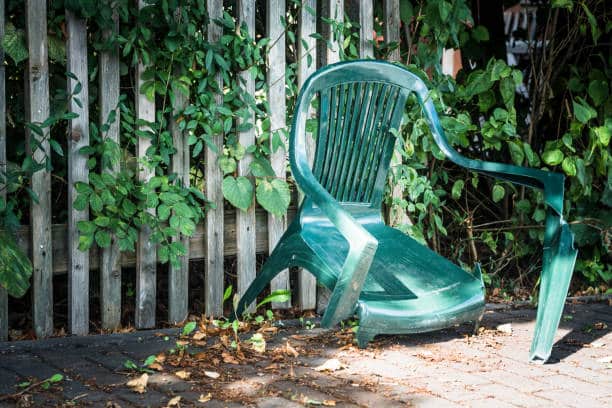 reparer chaise jardin cassée