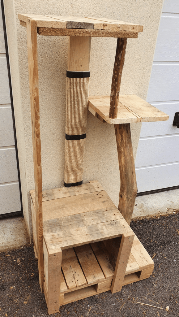 tutoriel DIY arbre pour chat en palette bois