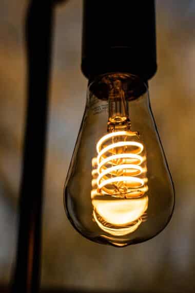 pourquoi ampoule LED classe F