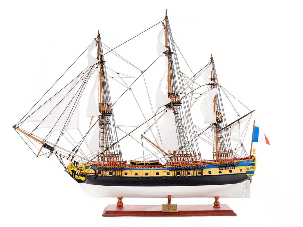 Maquette de l'Hermione par mistral-maquettes.fr
